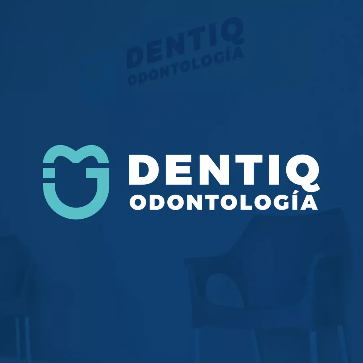 Logotipo de Dentiq Odontología